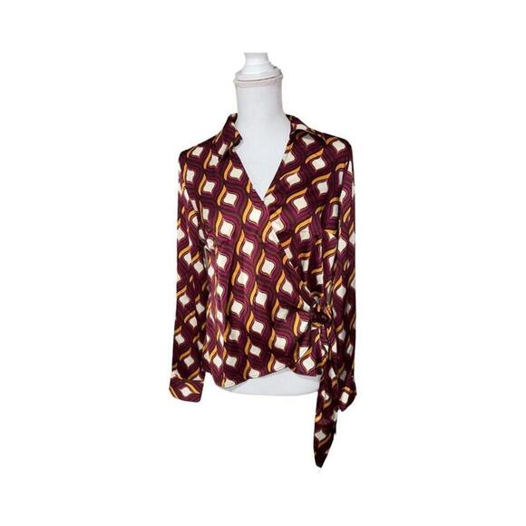 Tops - Cupcakes and Cashmere NWT Medium Multicolor Long Sleeve Blouse